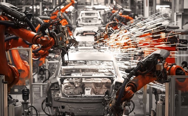 Soluciones de automatización y software para el sector de la automoción