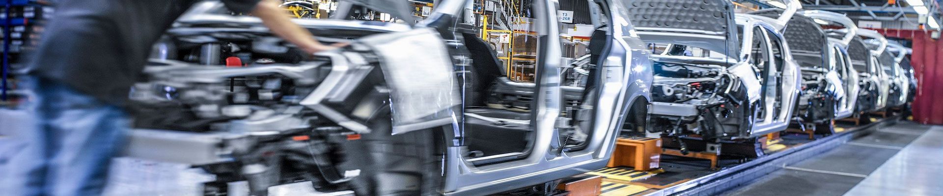 Soluciones de automatización y software para el sector de la automoción